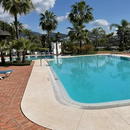 Lomas Del Marcques Apartment