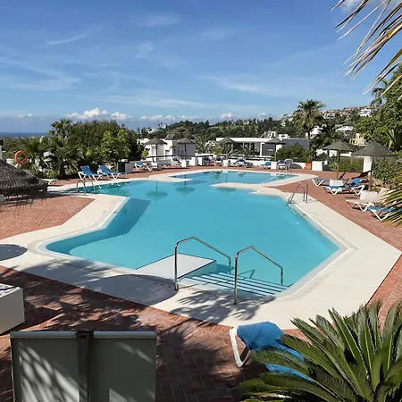 Apartment Lomas Del Marcques